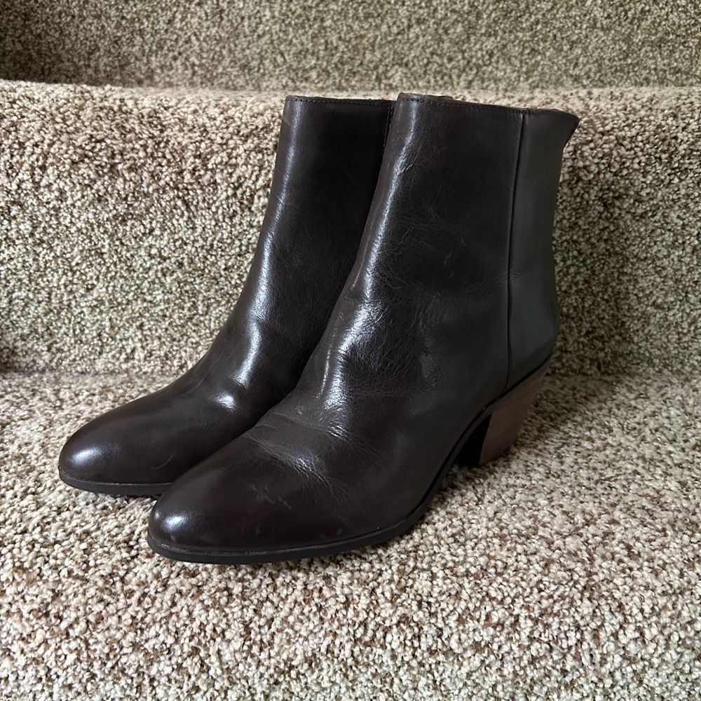 8.5, Dark brown leather Frye booties
